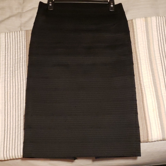 Skirt - Picture 2 of 8